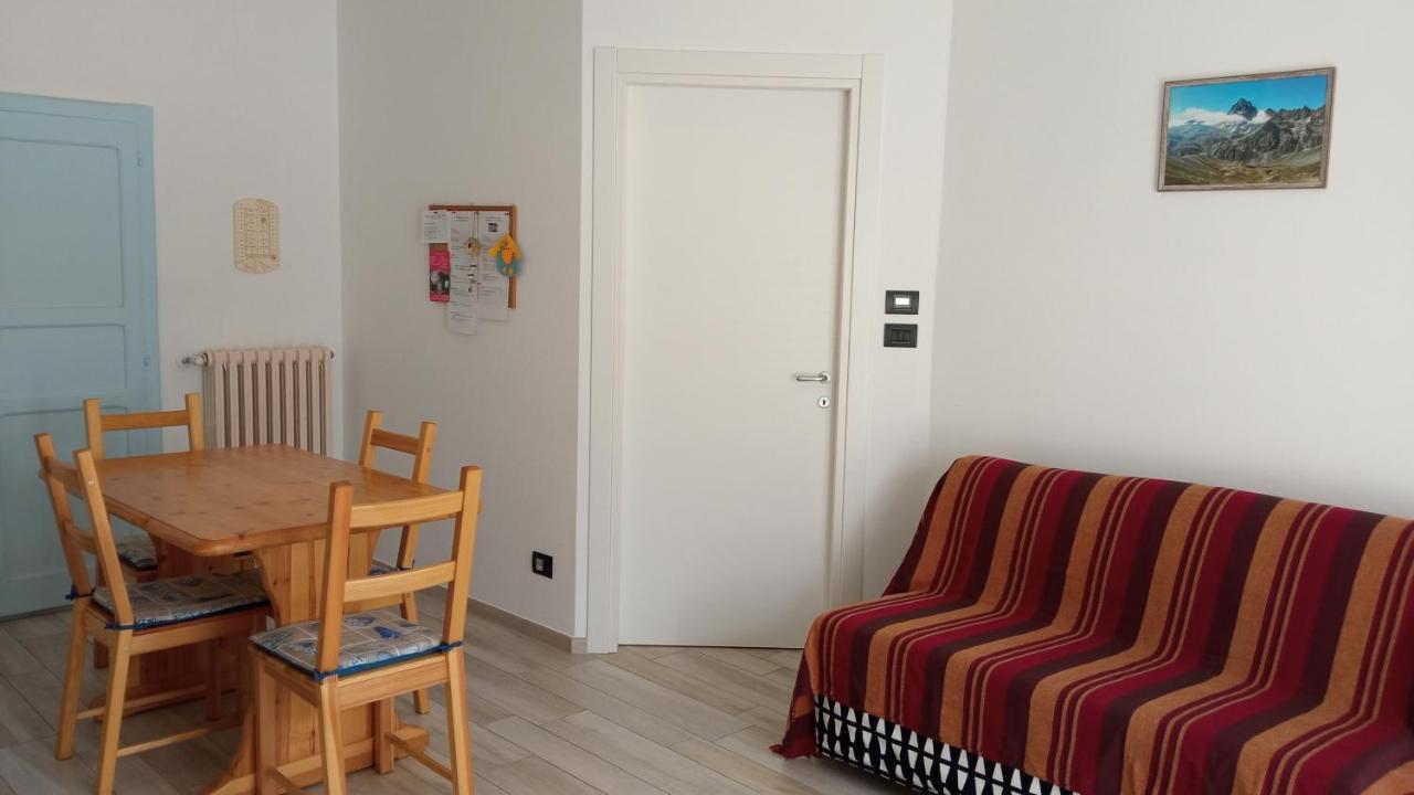 فيلا Chez Bonjour Villar Pellice المظهر الخارجي الصورة